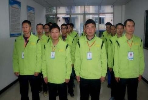 「热点」餐具消毒至关重要,万和消毒柜99.99%灭 「热点」餐具消毒至关重要,万和消毒柜99.99%灭