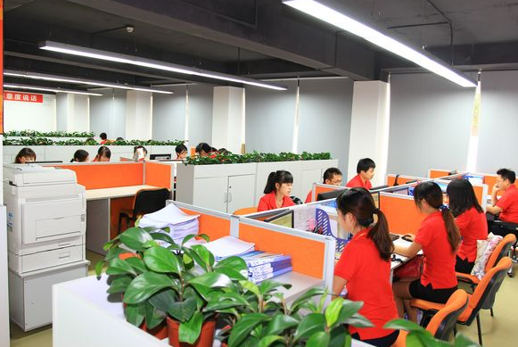 「万和维修」福州万和热水器维修人员给用户分