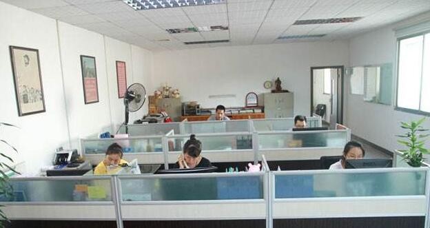 「维修」万和燃气热水器自动关机 「维修」万和燃气热水器自动关机